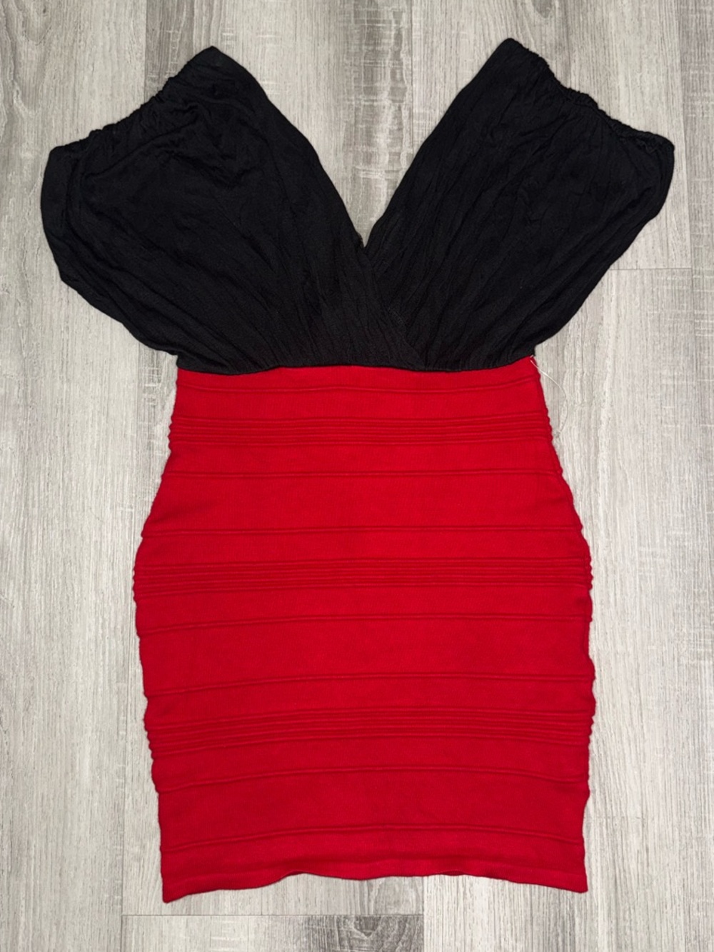 Charlotte Russe V-Neck Off-the-Shoulder Ruched Bodycon Dress Stretch Size XS